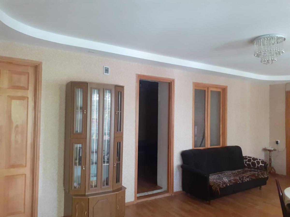 Maka'S Guesthouse Tionety Buitenkant foto